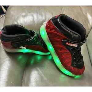Sports Houso Wheelies Red Multicolor 16 Setting‎ Blinking Lights Size 7.5-8